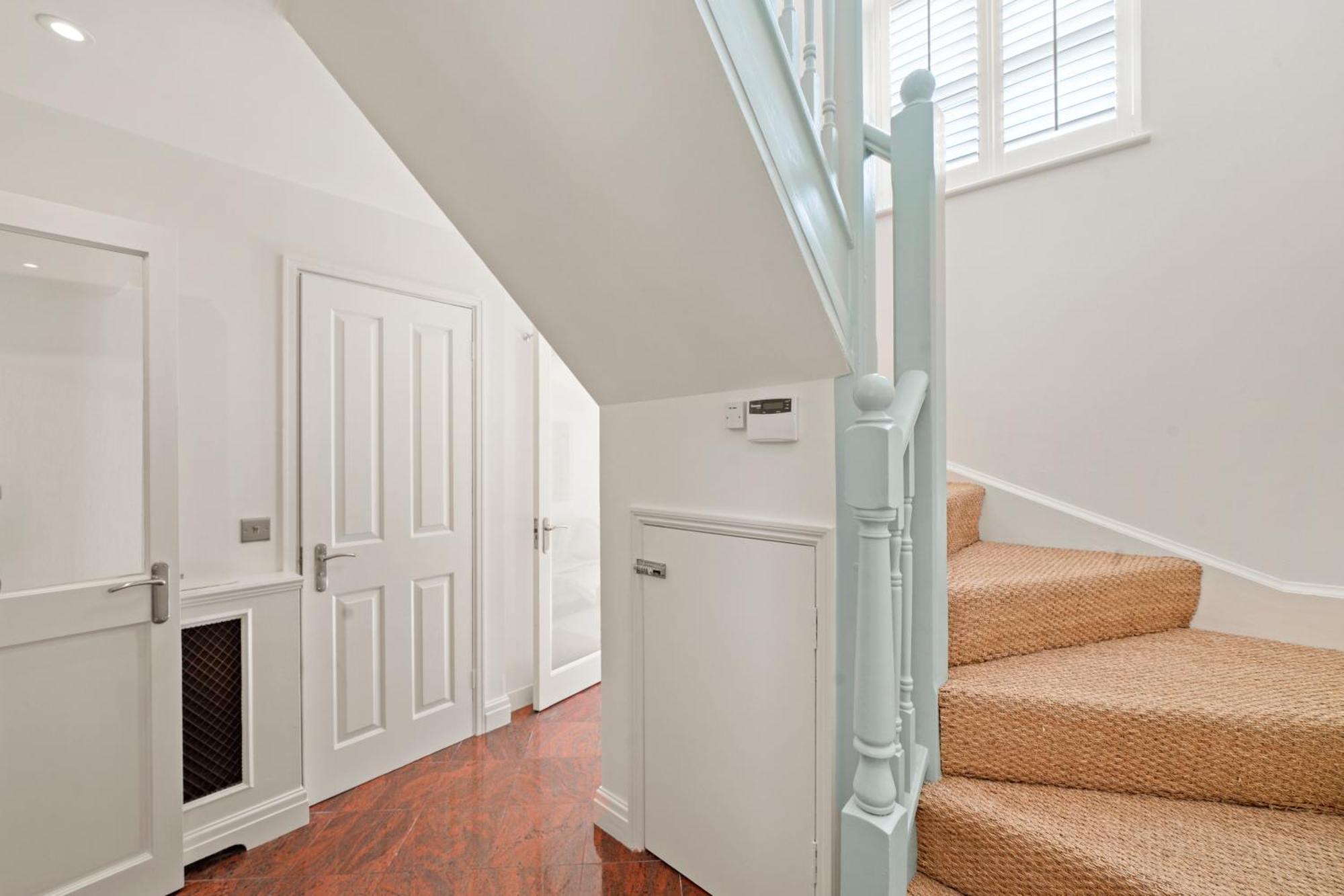 3 Bedroom Mews Home - Clapham Common - Free Private Parking - Sleeps 5 - Newly Refurbished - Sweetpea & Pillow Properties London Ngoại thất bức ảnh